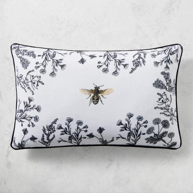 Honeycomb Indoor Outdoor Pillow, 14" X 22"