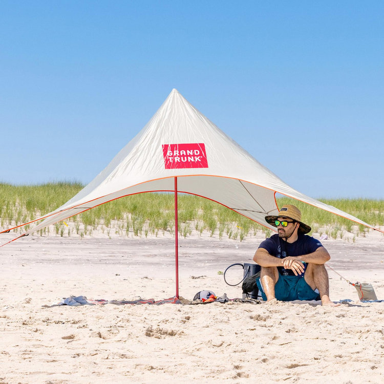 Grand Trunk, Shade Caster 2-Person Sunshade | Zola