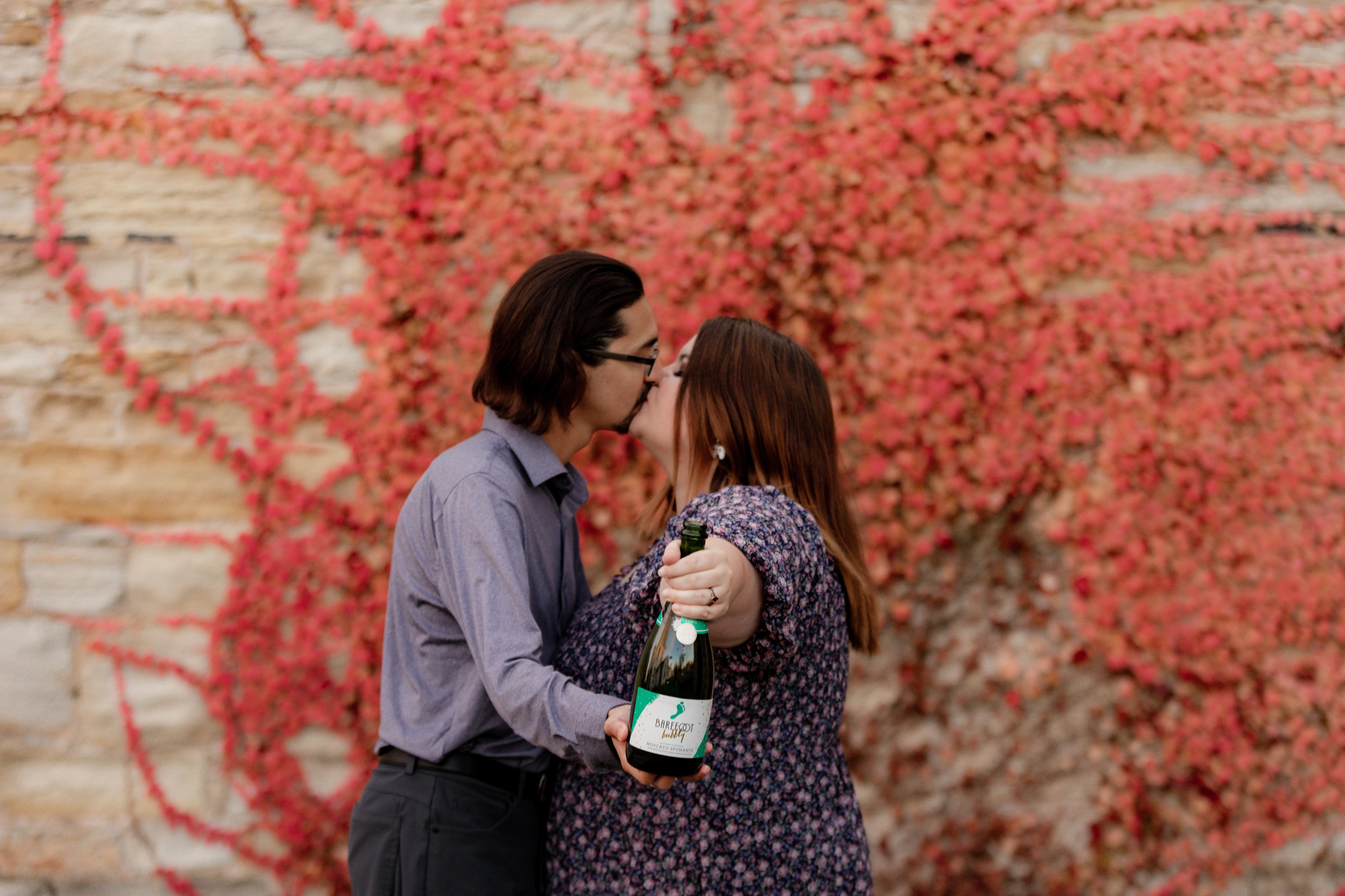 The Wedding Website of Cienna Jones and Ian Barth