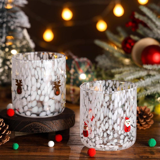 Booson 2 Pcs Christmas Glass Cups 16 oz Santa Deer Icon Juice Glasses Double Old Fashioned Stemless Wine Coffee Cocktail Cups Drinking Glassware for Holiday Xmas Party Supplies Gift
