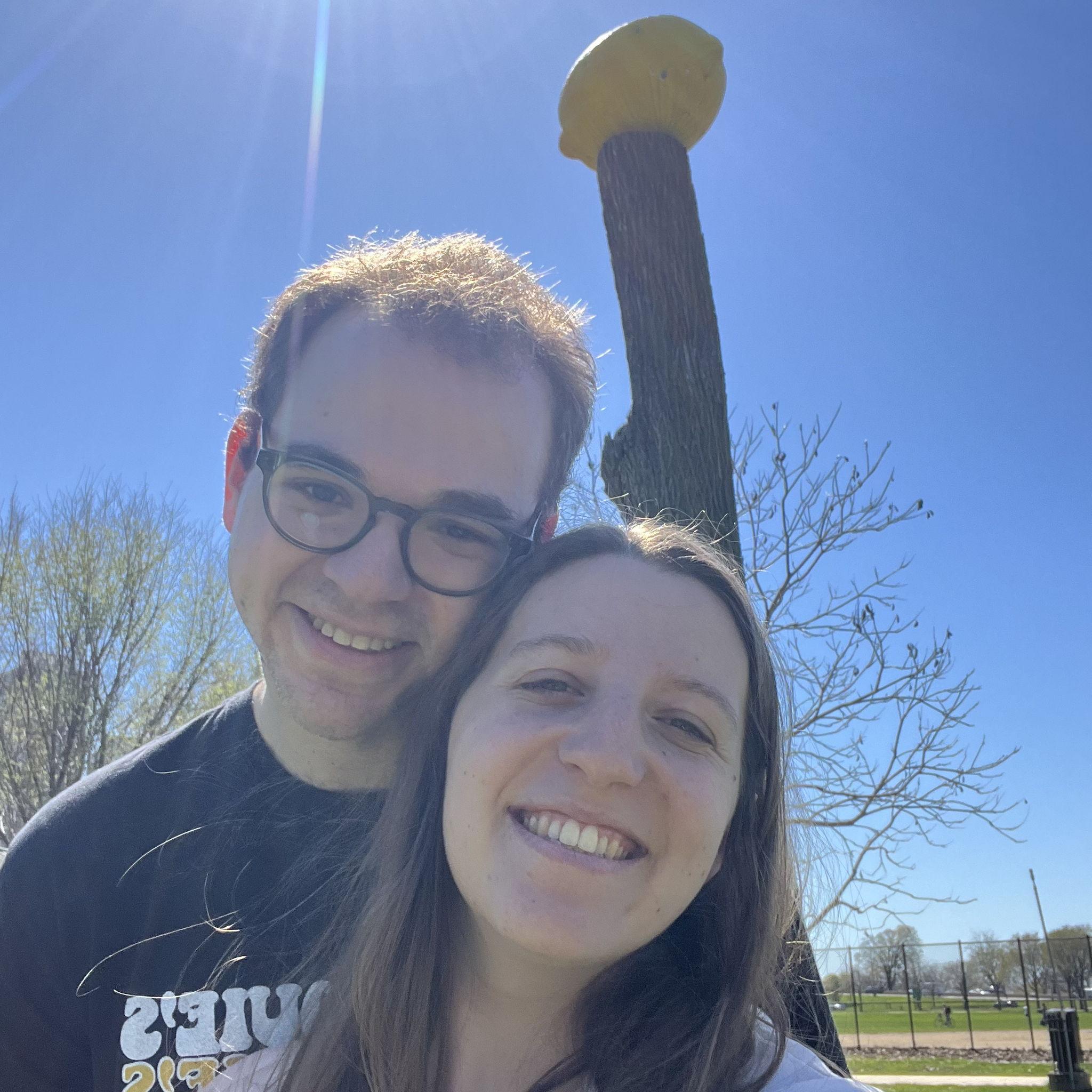 One of our favorite statues, a lemon on top of a tree ⚲ Lincoln Park, Chicago, IL