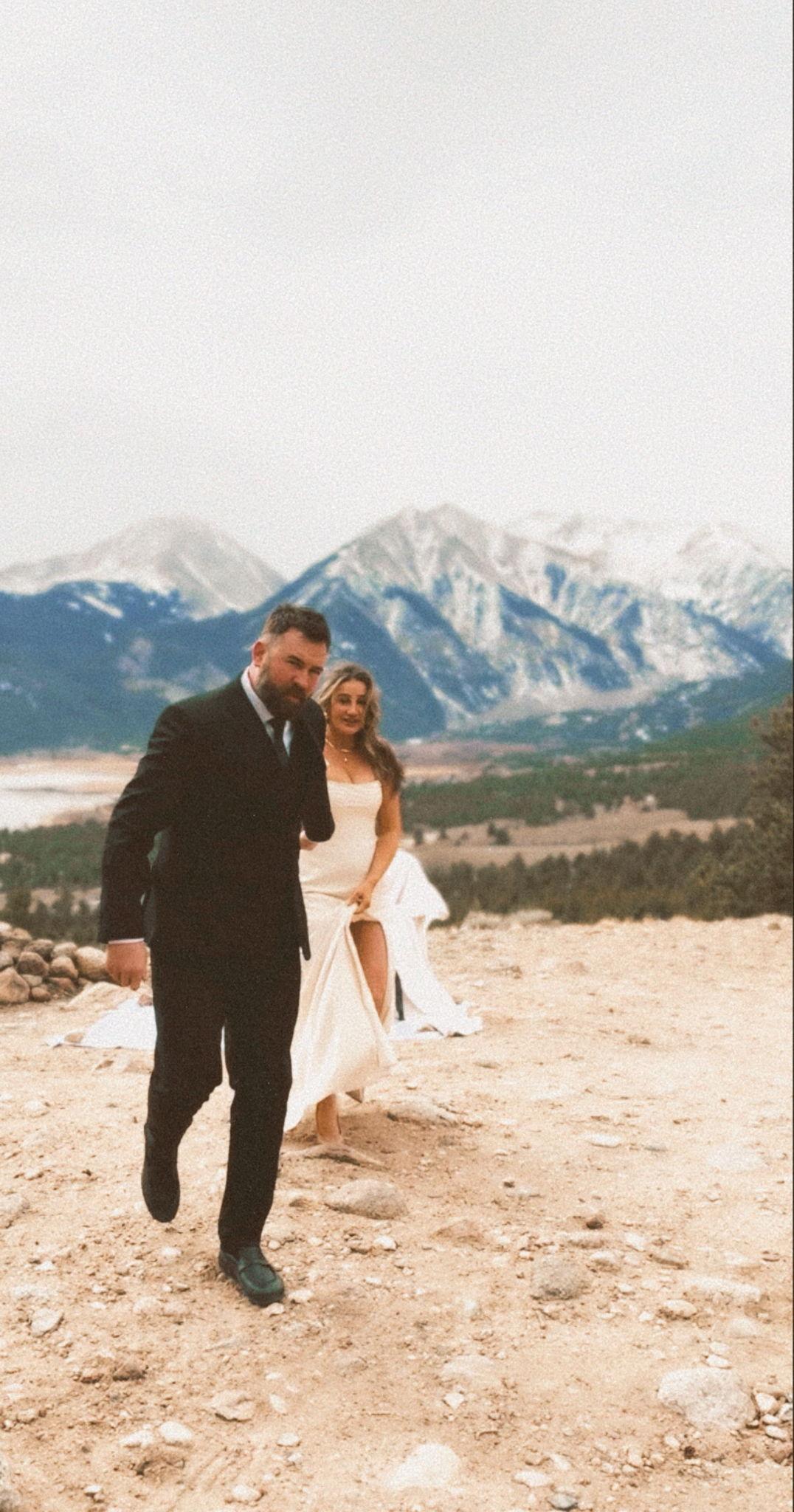 The Wedding Website of Monique Pellmann and Travis Pellmann