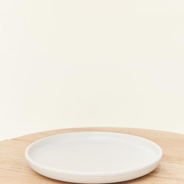 Pacific Salad Plate - Ivory