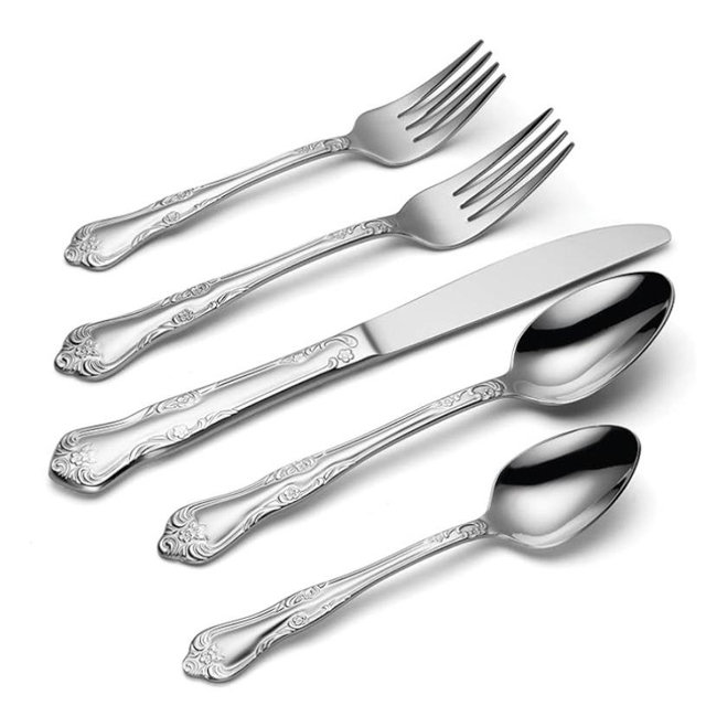 Oneida Silverware Set, 45-Piece Everyday Flatware Set with Serving Utensils (Silver)