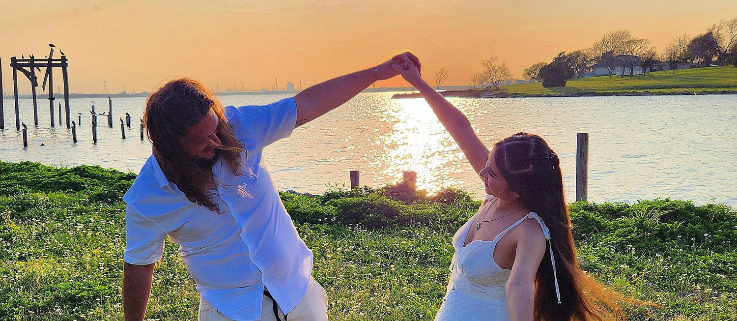 The Wedding Website of Jacquelyn Garibay and William Sims