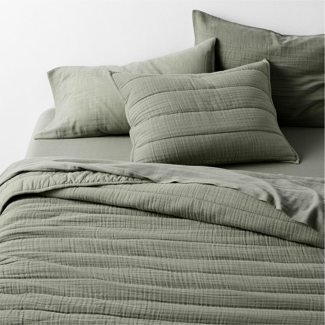 Supersoft Organic Cotton Gauze Shadow Sage Green King Channel Stitch Quilt