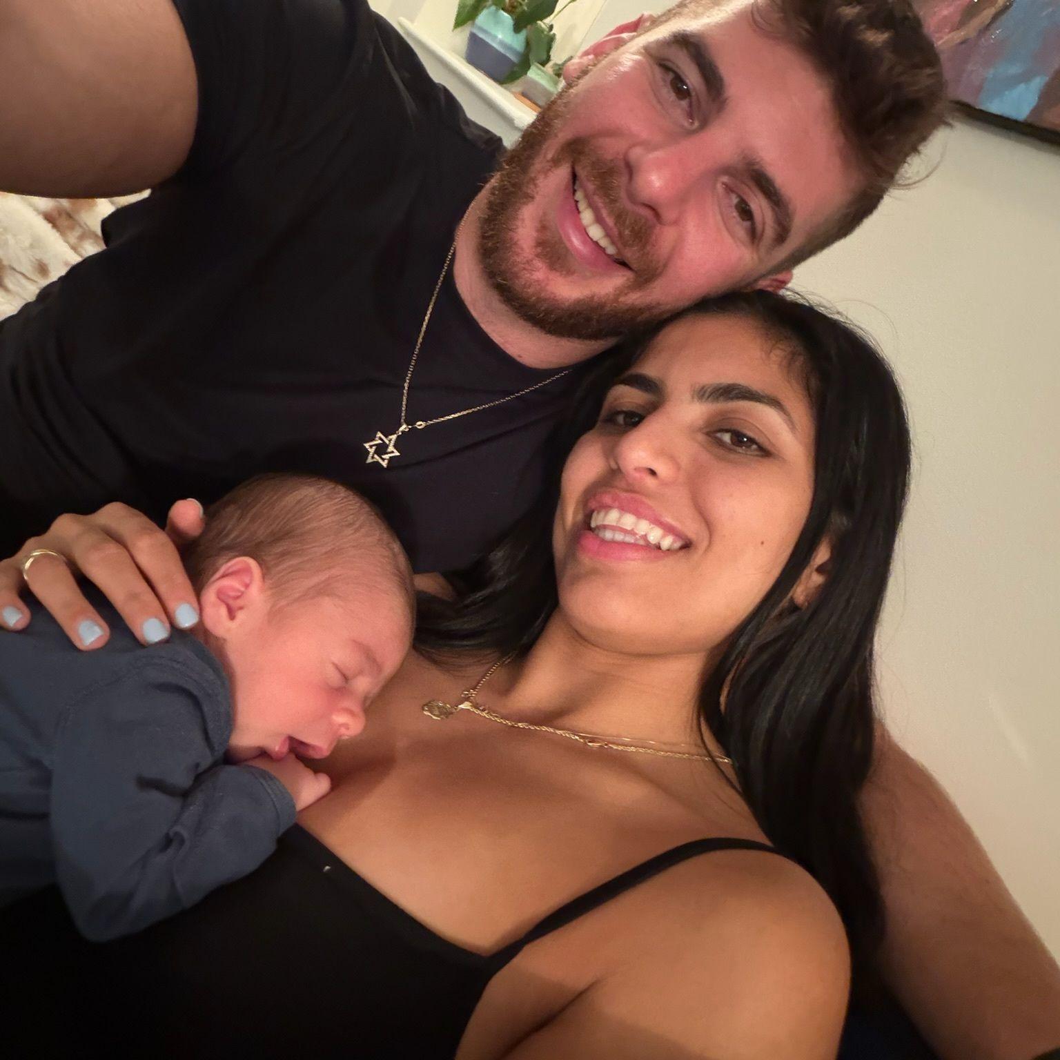 Meeting their nephew, Ronen Sholom Hersh!