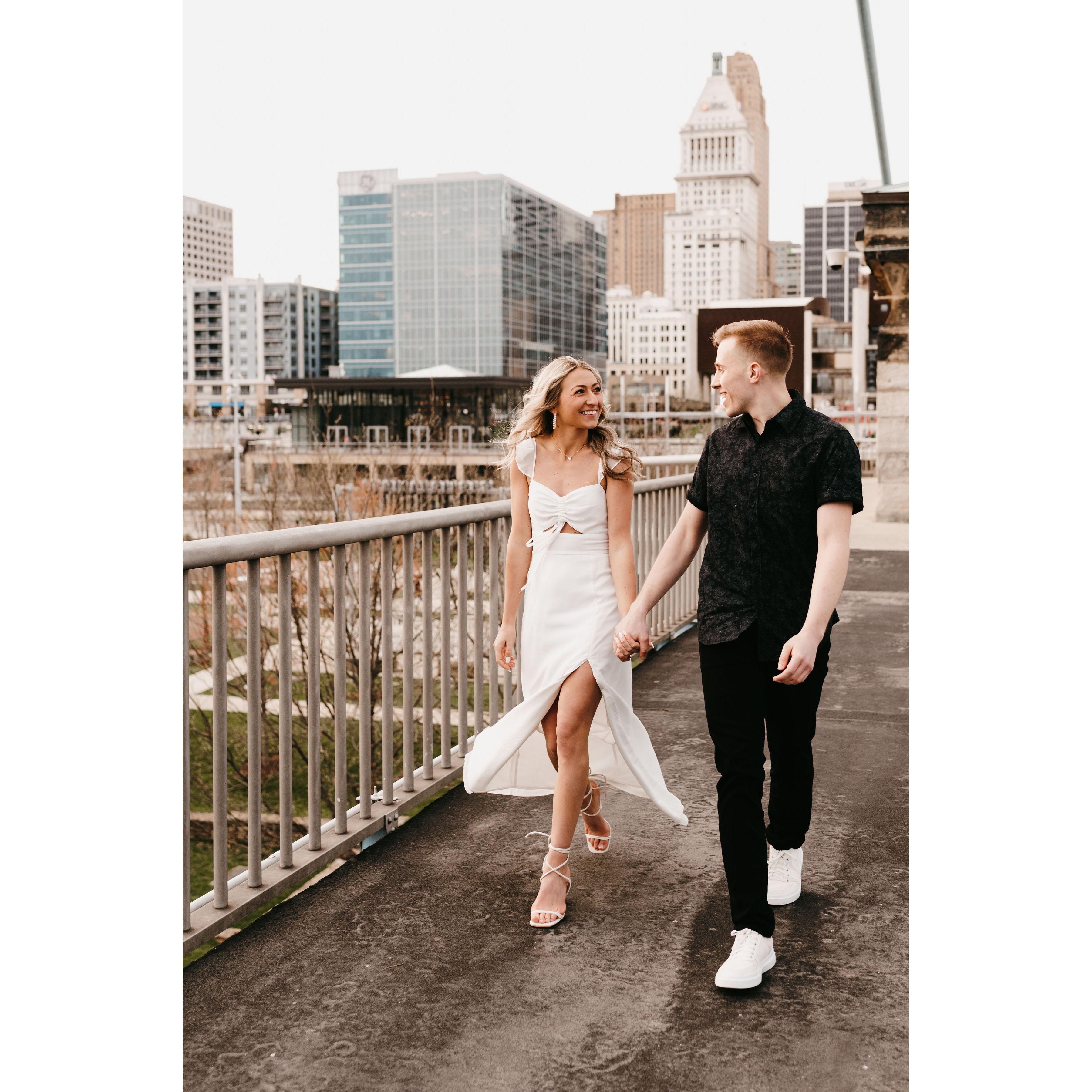 Engagement Photoshoot in downtown cincy