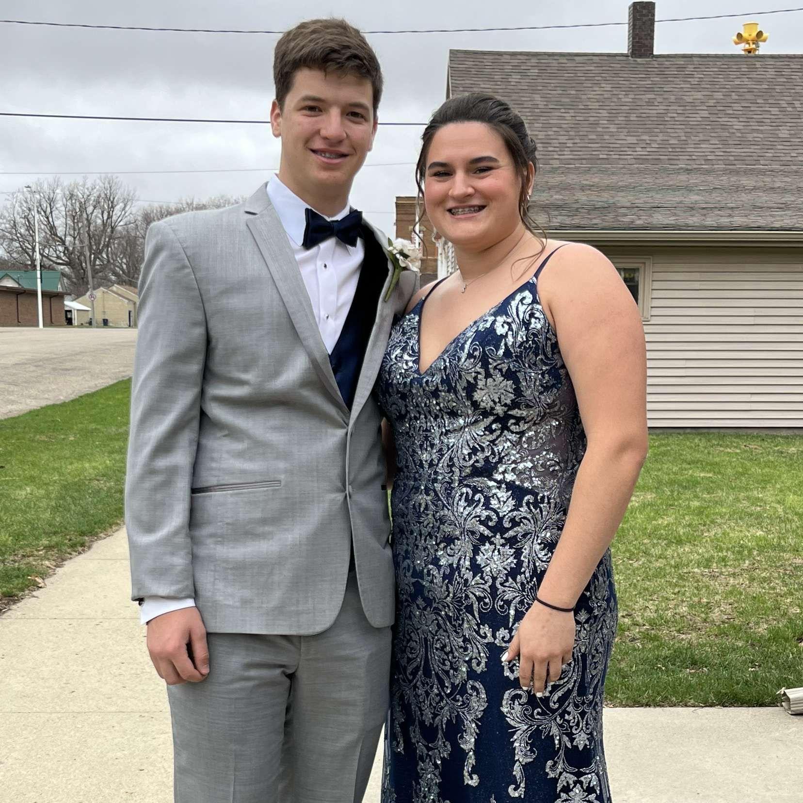 Senior Prom: 2023