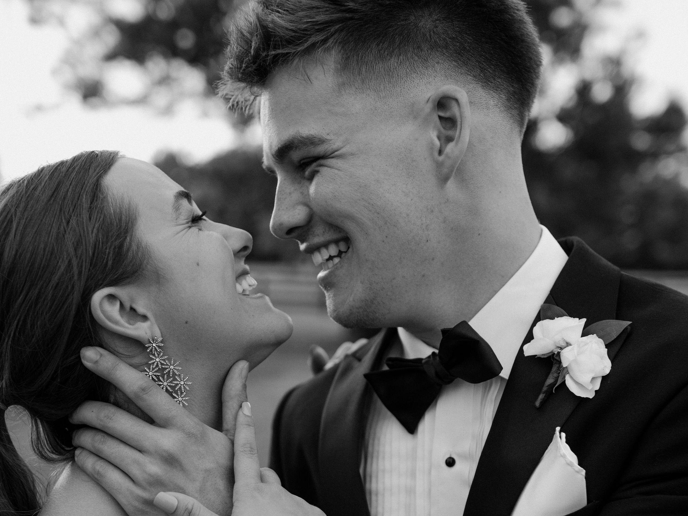 The Wedding Website of Emilee Harned and Mark Thompson