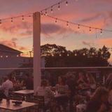 Metropolitan Kitchen & Lounge