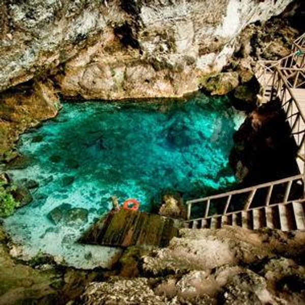 Beautiful Caves Hoyo Azul