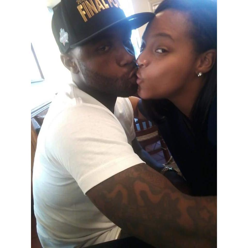 His kisses tho...