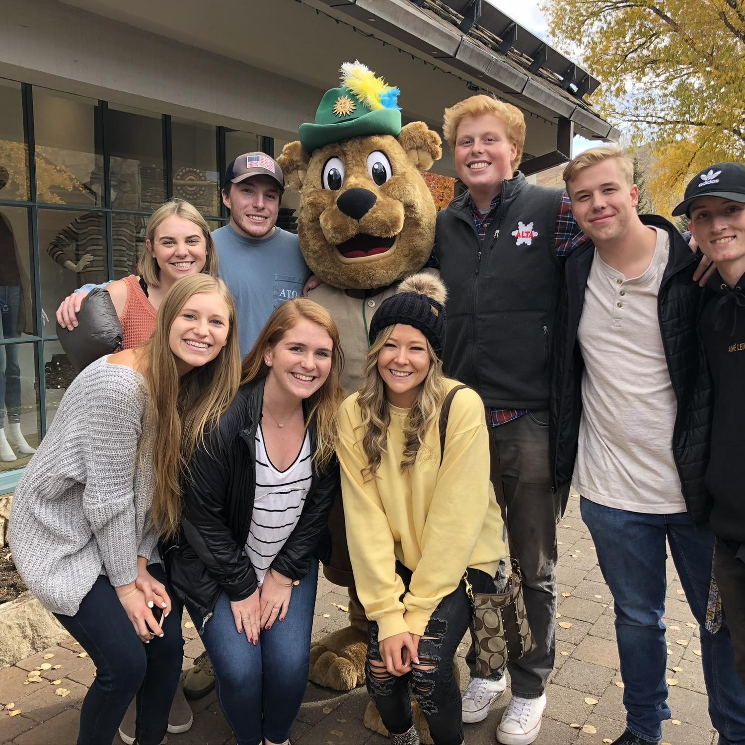 The day Laura & Ben met! October 27, 2018
