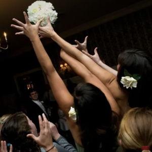 Catch the Bride’s Bouquet