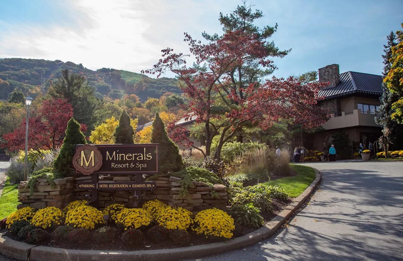 The Wedding Website of Carolyn Soine and Christopher Gargiulo