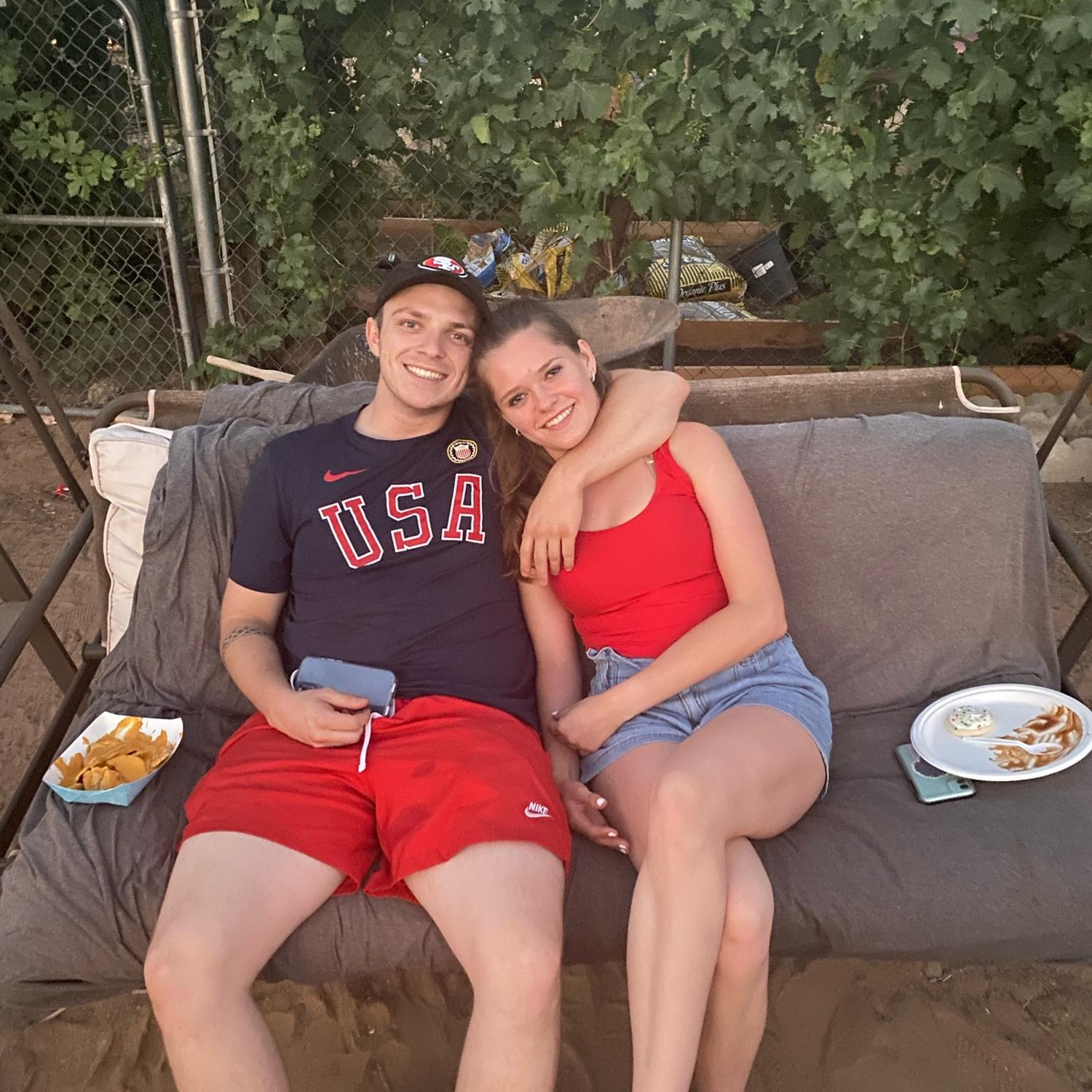 Troy's first time meeting the extended family on Erin's side. 🤩