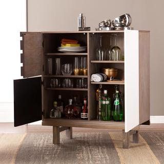 Chaz Cabinet