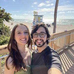 Nuestra alcancía para la Luna de Miel / Honeymoon Piggy Bank