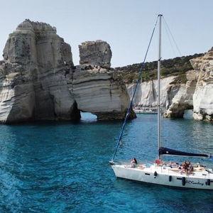 Day Sailing Excursion in Milos