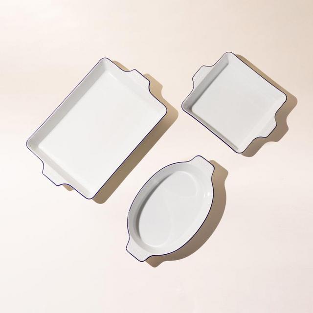 The Bakeware Set—White/Blue Trim
