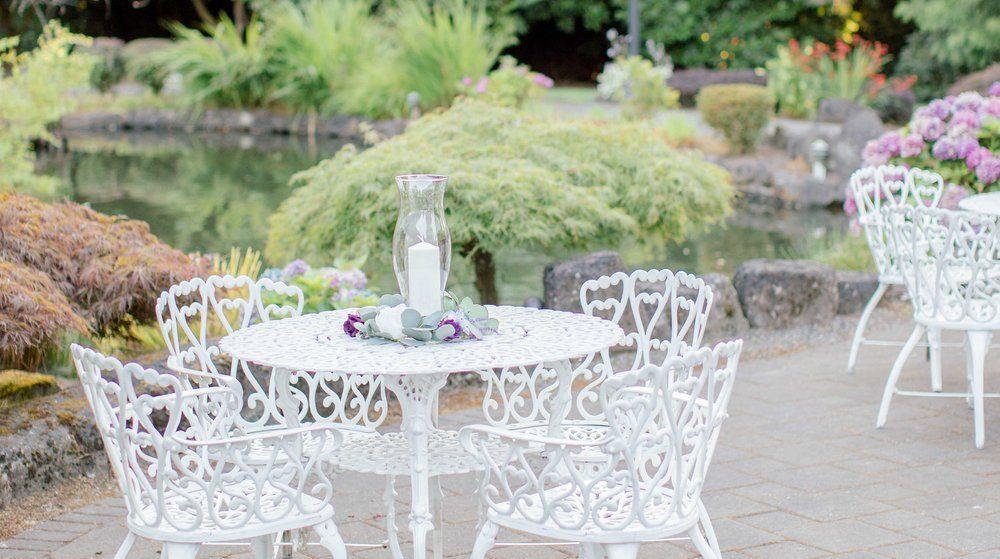 The Wedding Website of Eve Bradford and Joshua Ciolek