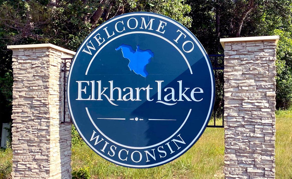 The Wedding Website of Meagan Shane and Jordan Shane