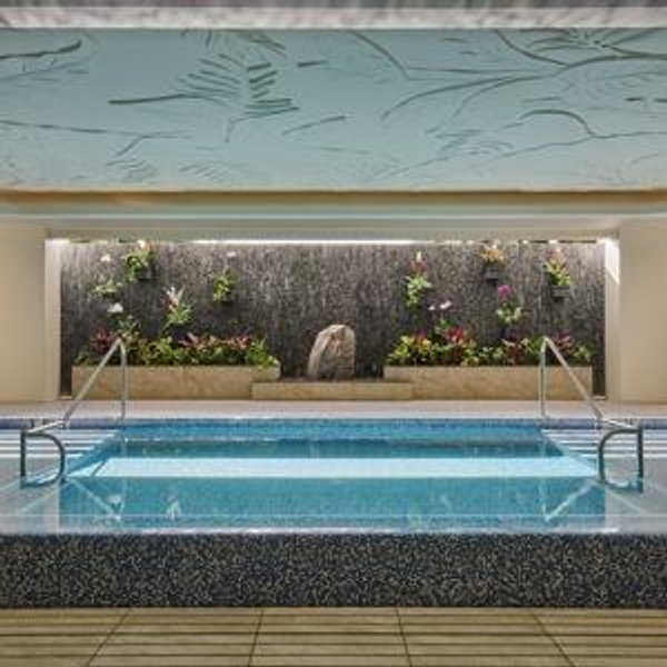 Honeymoon 60-Minute Couples Massage