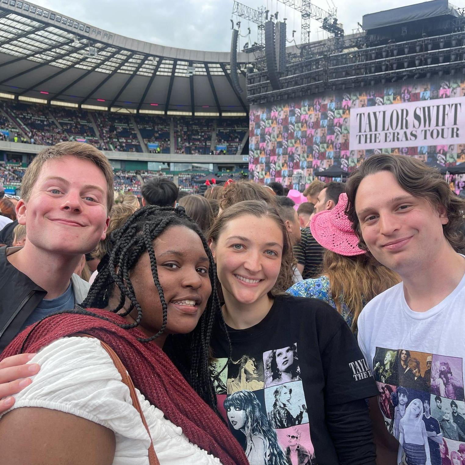 ERAS TOUR IN EDINBURGH!!!!