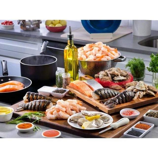 Seafood Dinner Party Box for 4