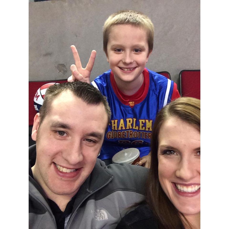 Noah's first Globetrotters game!
