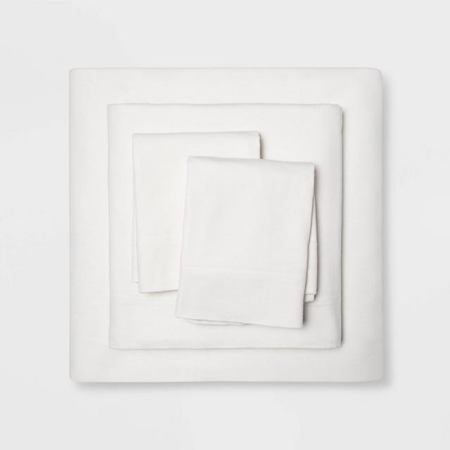Queen Holiday Solid Flannel Sheet Set Cream - Wondershop™