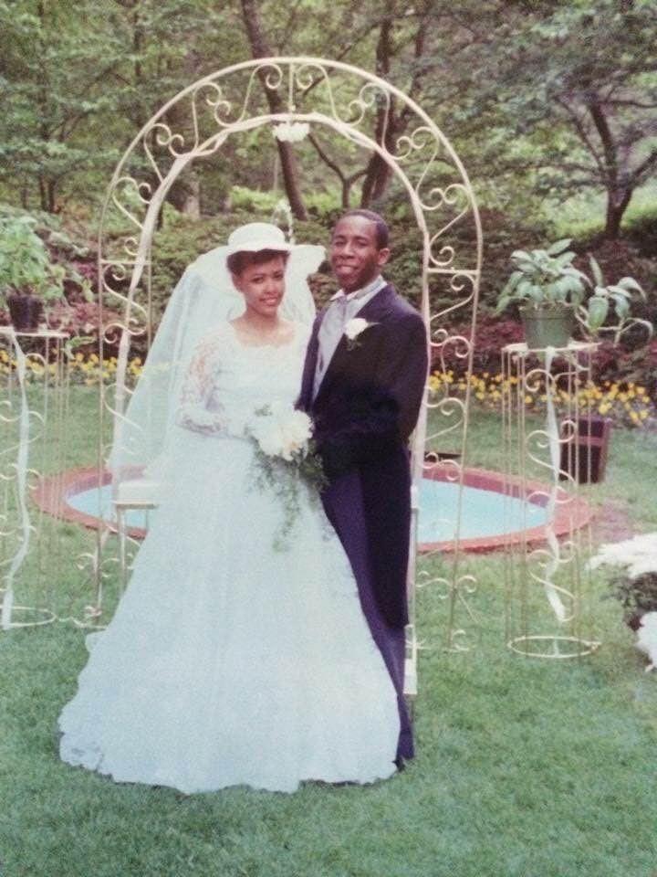 The Wedding Website of Trulesta Pauling and Larry Pauling