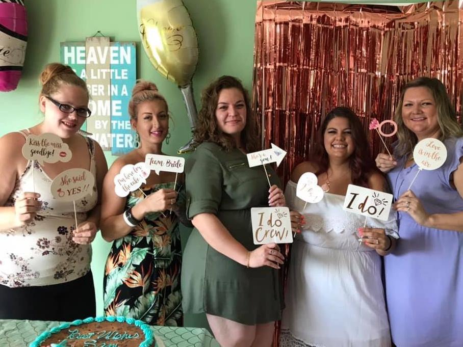 The Wedding Website of Ashley Aiello and Sam Bettenhausen