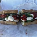 Italia Deli & Bakery