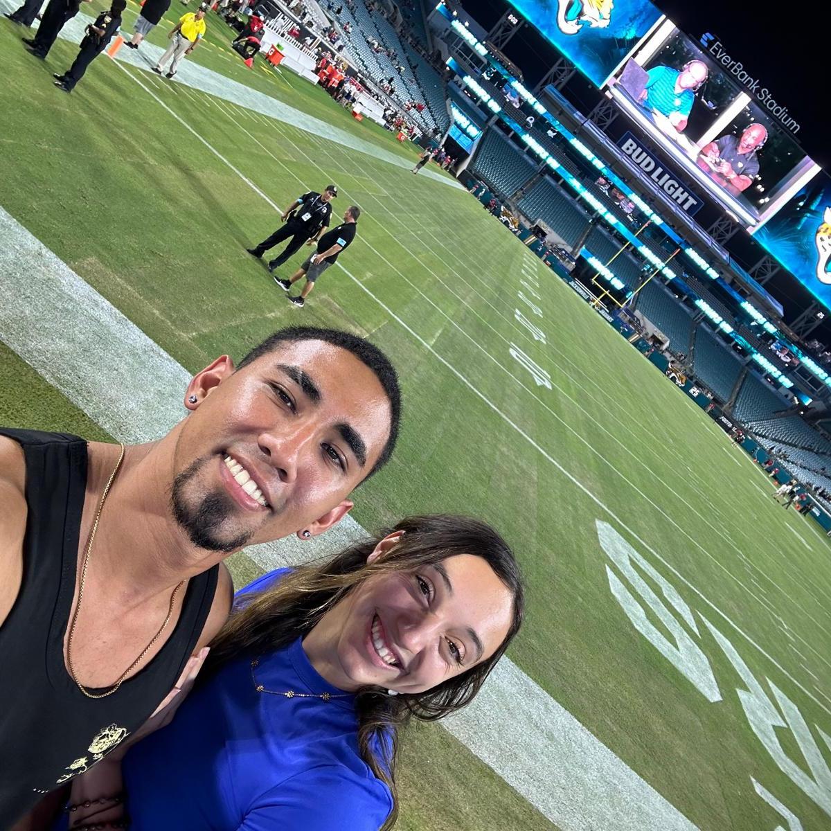 Nuestro primer partido de NFL juntos