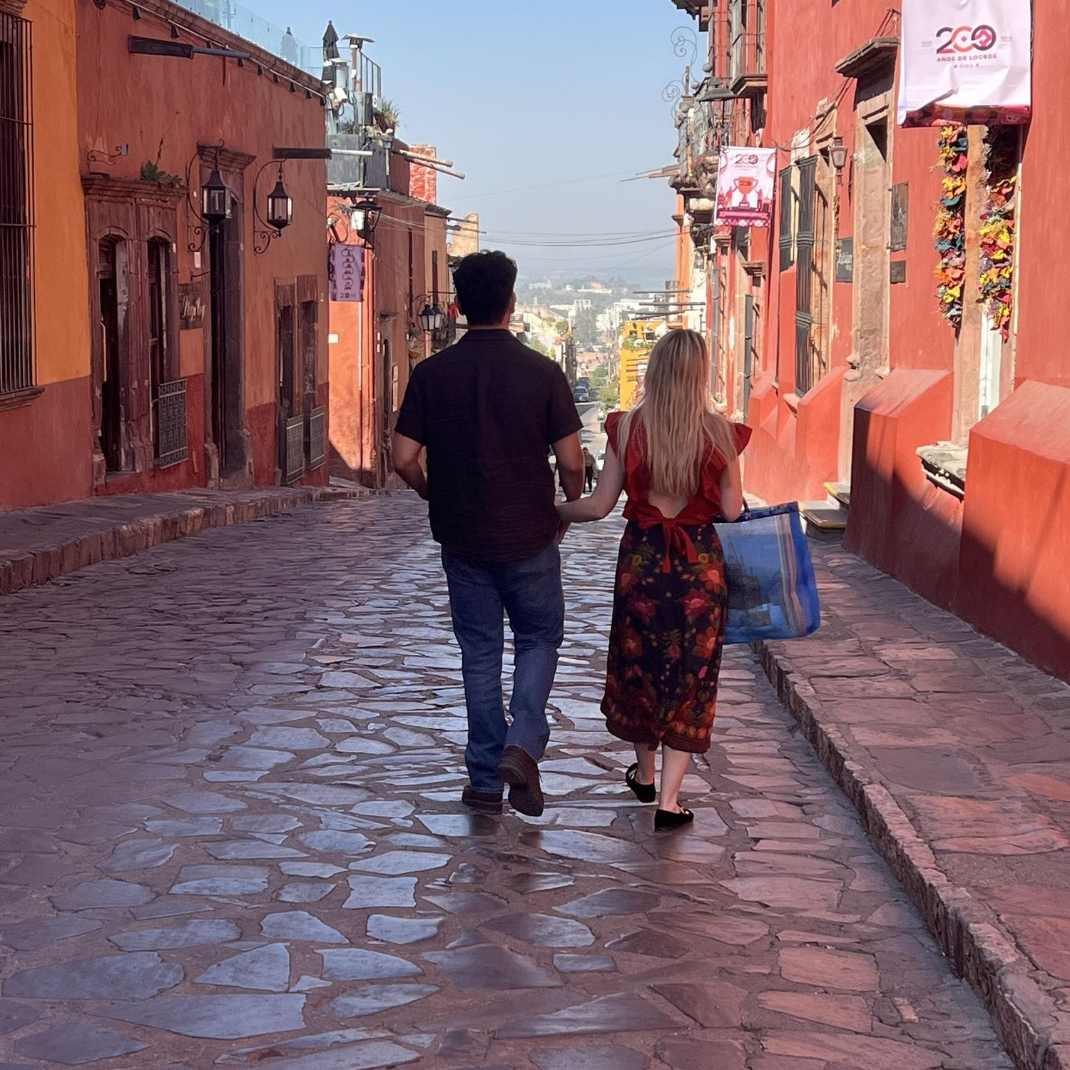 Casual stroll through downtown San Miguel one Sunday evening.