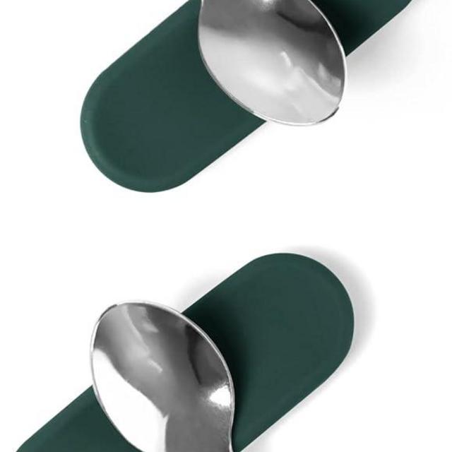 Carrotez Small Silicone Spoon Rest for Coffee Station, Dining Table, 3.3" x 1.2" x 0.4", 2pcs - Forest Green