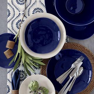 Kiran Medallion Table Runner
