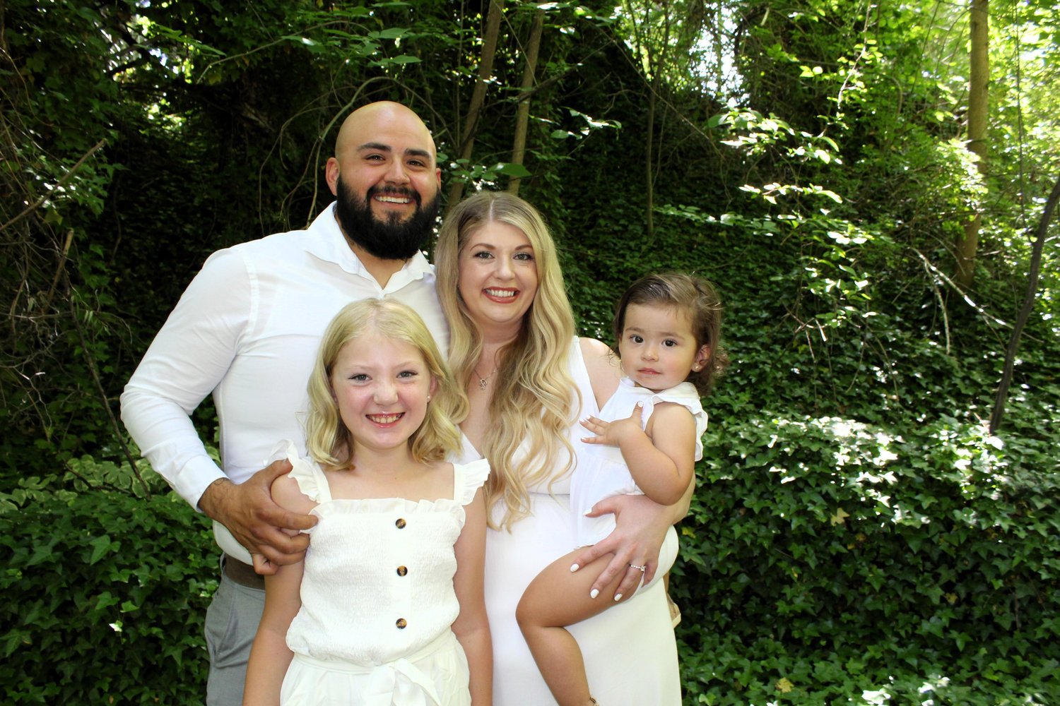 The Wedding Website of Jazmyn Roseburg and Brian Leiva