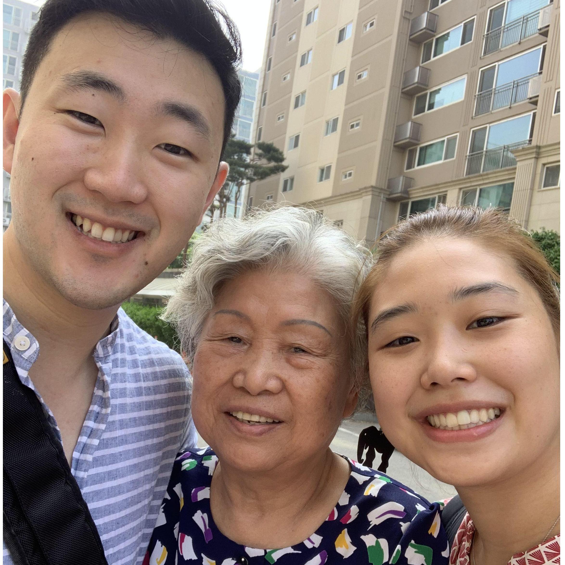 Visiting Ale's grandmother in Korea. (2019)