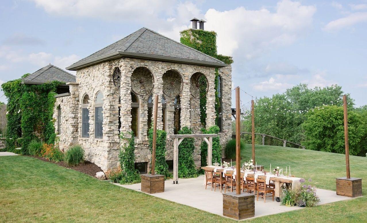 The Wedding Website of Mariajose Martinez and Enoc Cortes