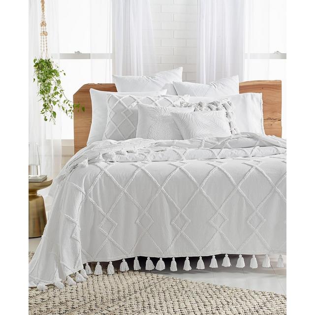 Lucky Brand Diamond Tuft Queen Bed Cover, Created for Macy's