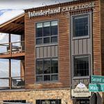 Wonderland Cafe & Lodge
