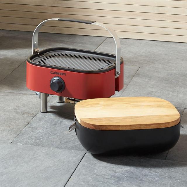 Cuisinart ® Venture ™ Portable Gas Grill