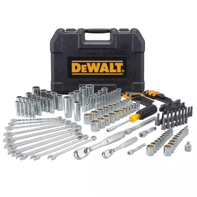 DeWalt Tool Set