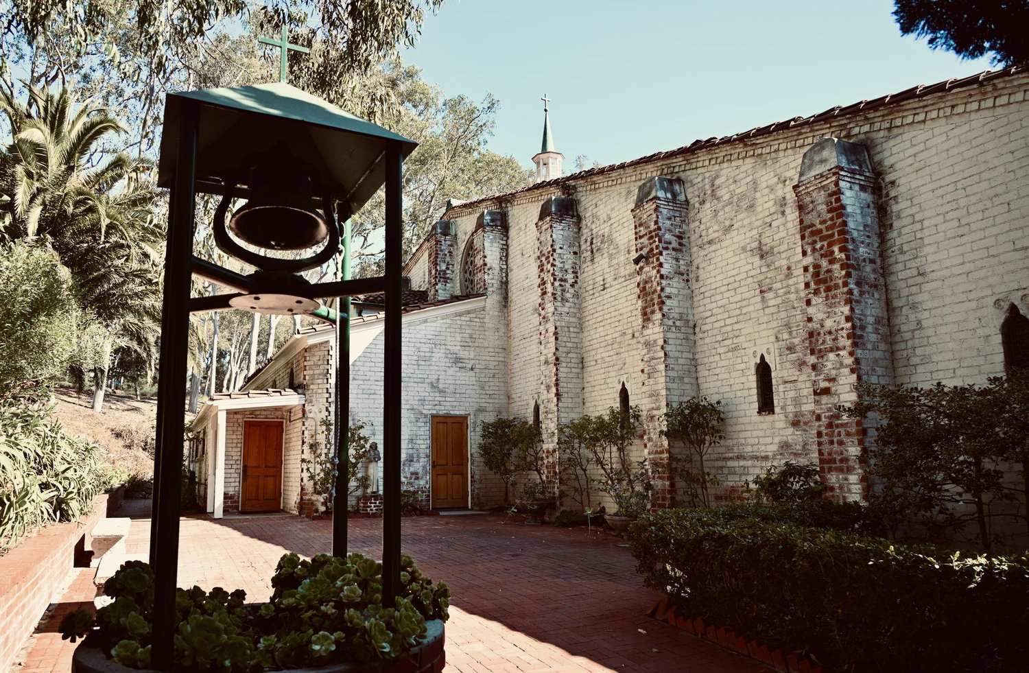 The Wedding Website of Nathanial Luna and Vanessa Morales