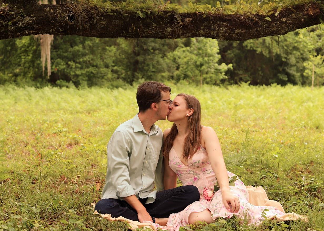 The Wedding Website of Erin Coatney and Daniel Noyes
