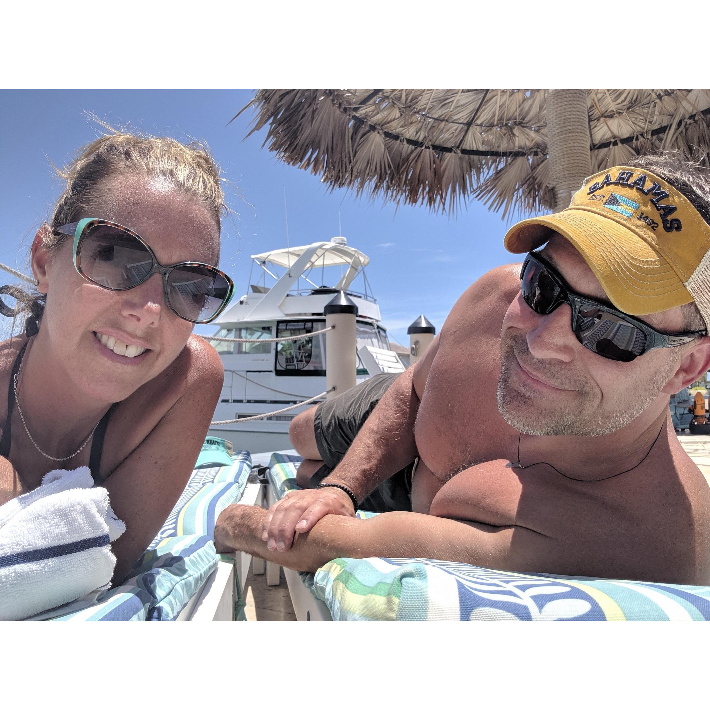 Bahamas poolside