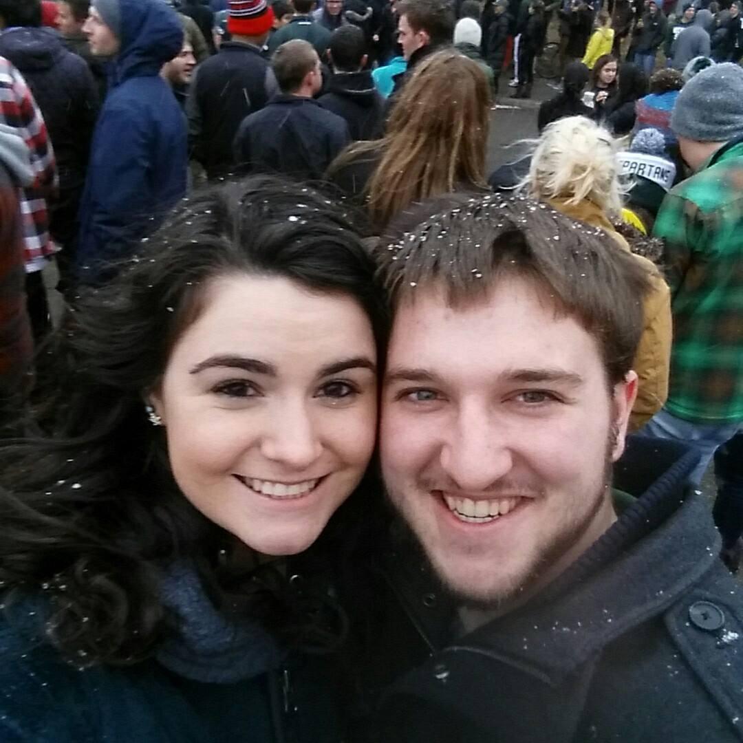 October 12, 2014 - Hannah and Harrison officially start dating